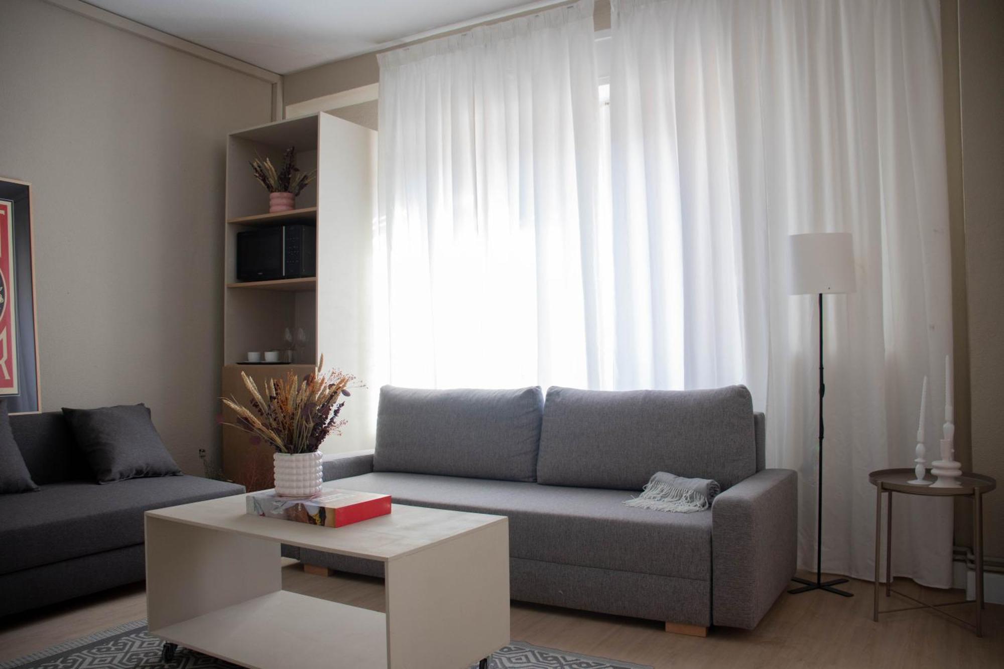 Apartamentos Альбасете Екстер'єр фото